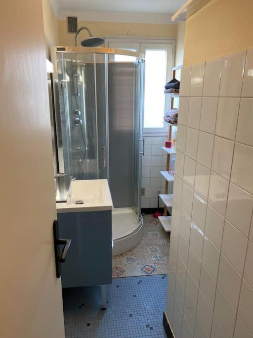 Appartement Spacieux 2 Chambres แก็งแปร์ ภายนอก รูปภาพ
